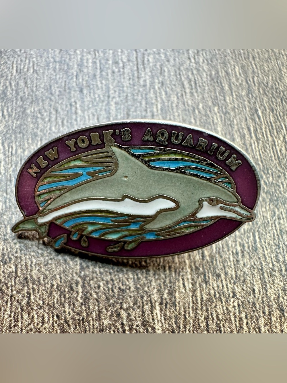 Vintage New York Aquarium Dolphin Enamel Souvenir Lapel Pin